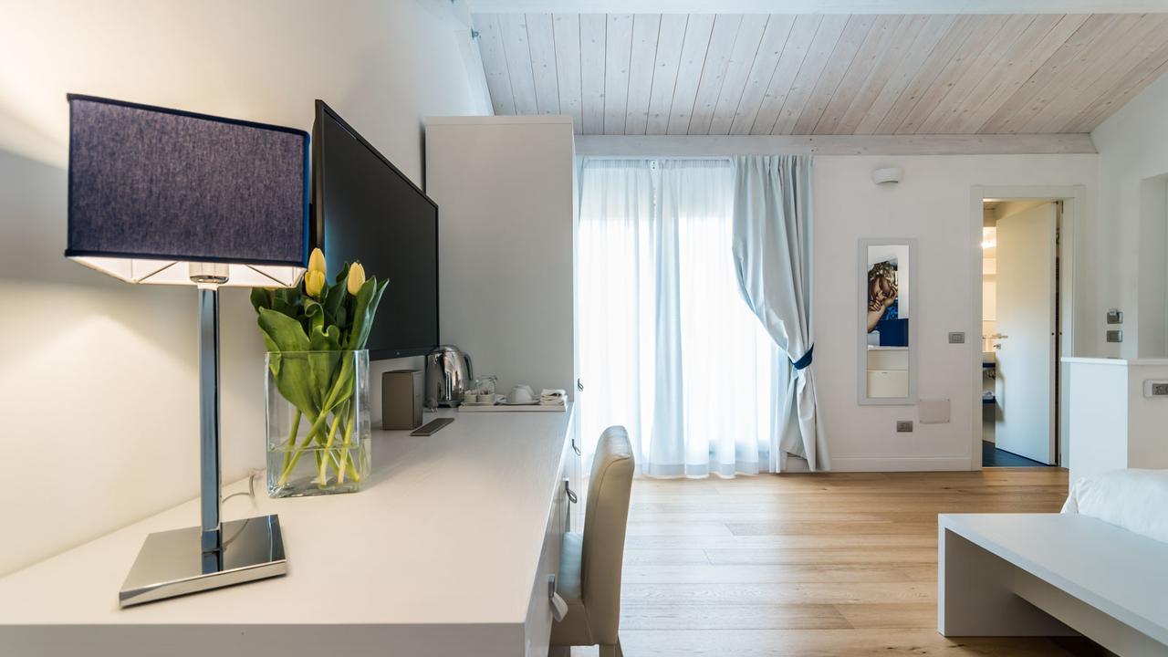 Cafe Bleu Relais Hotel Sassari Ngoại thất bức ảnh